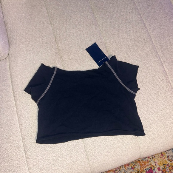 BRANDY MELVILLE NEVER WORN WITH TAGS - Picture 2 of 3